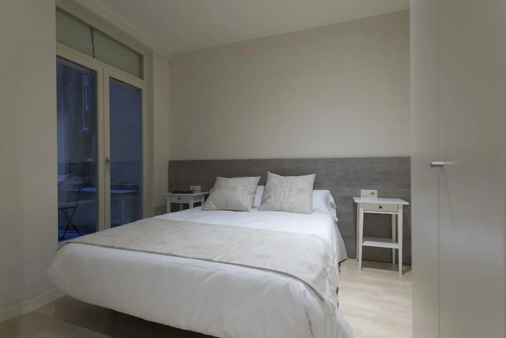 Bravissimo Cort Reial-2B Appartement Gerona 0*,